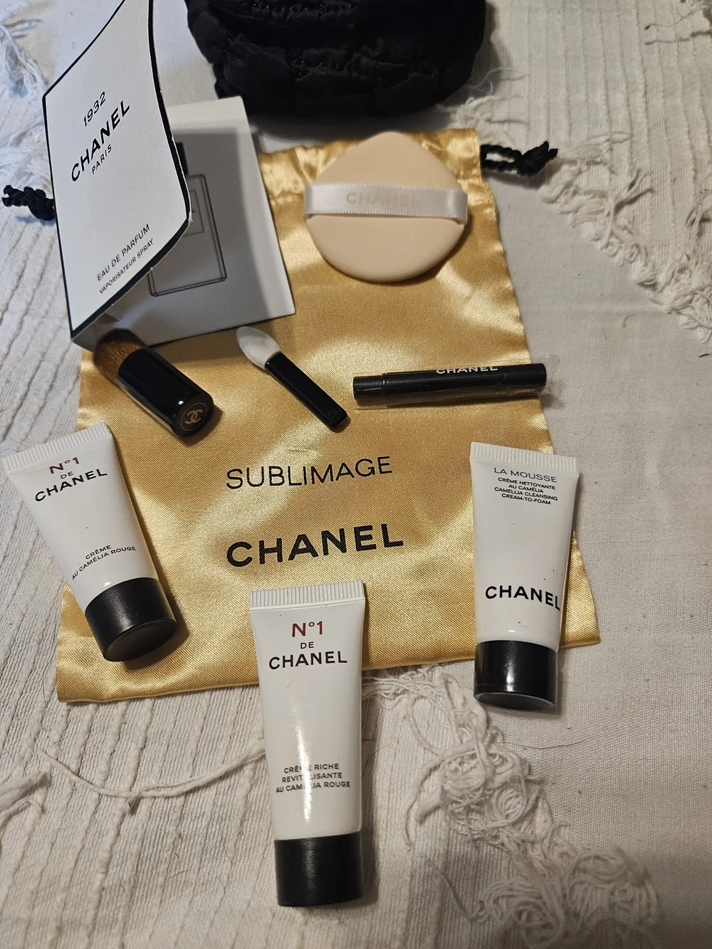 CHANEL bundle brushes